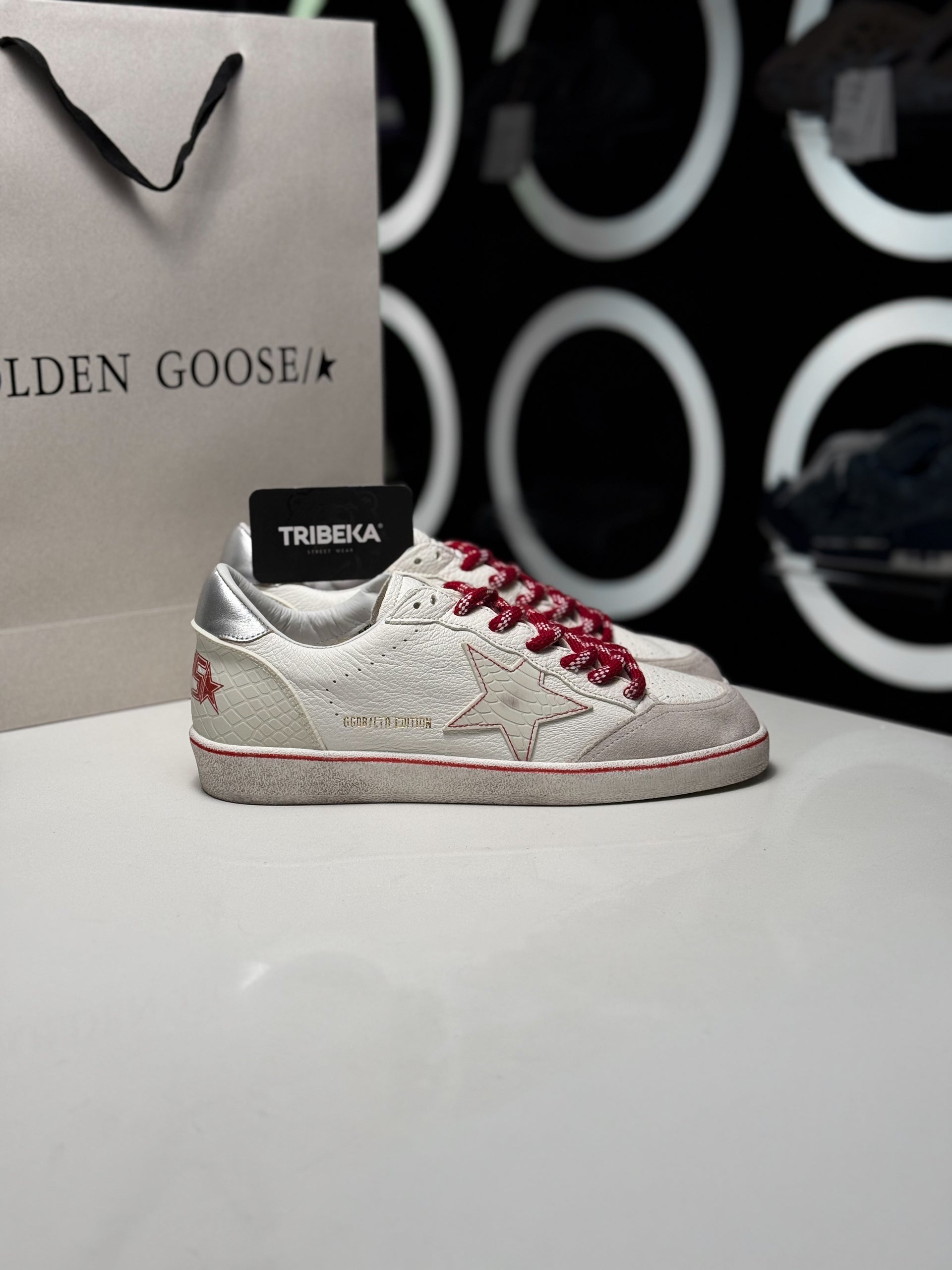 GOLDEN GOOSE BALLSTAR LTD EDITION WHITE RED