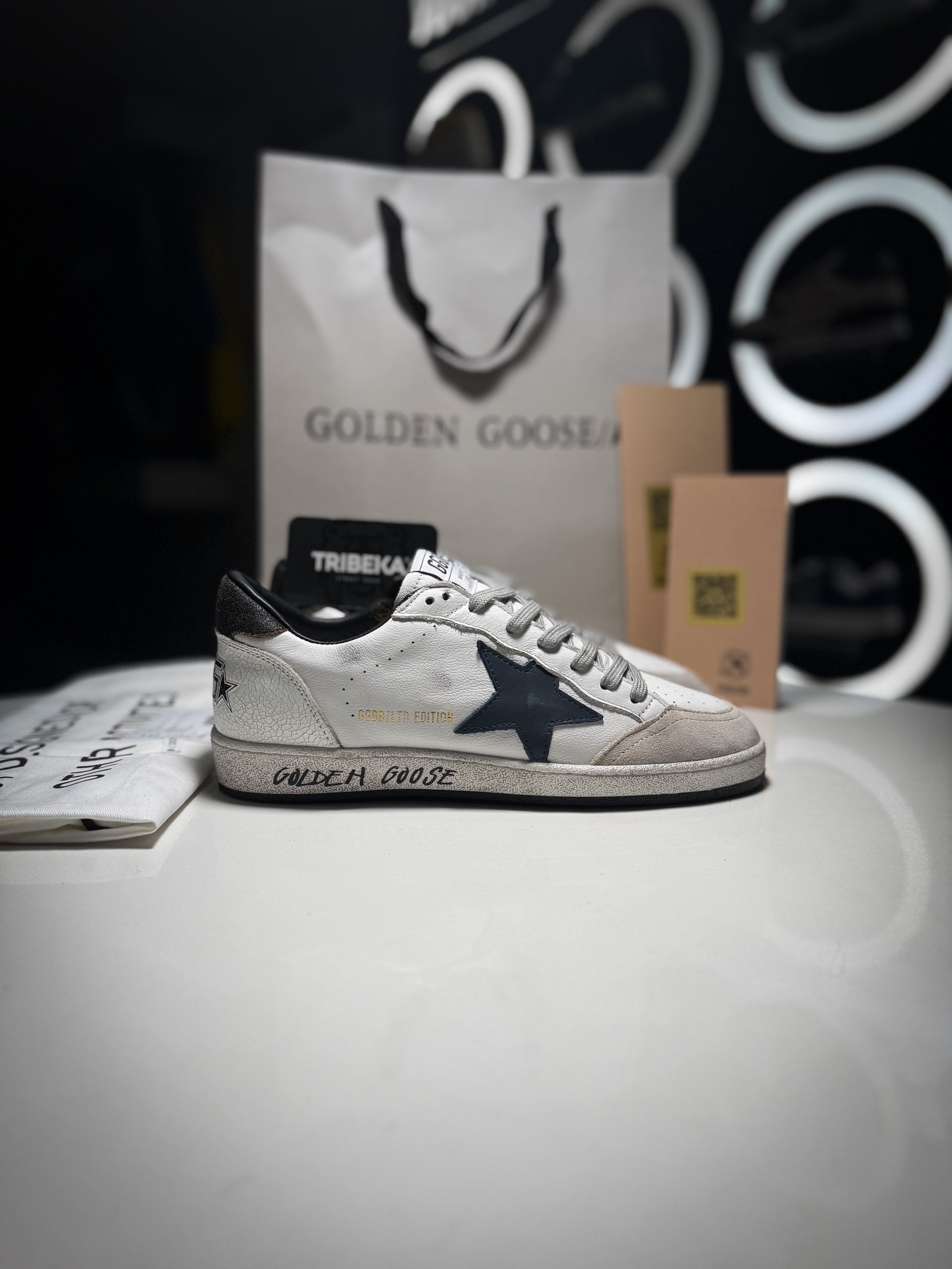 GOLDEN GOOSE BALLSTAR WHITE NAVY