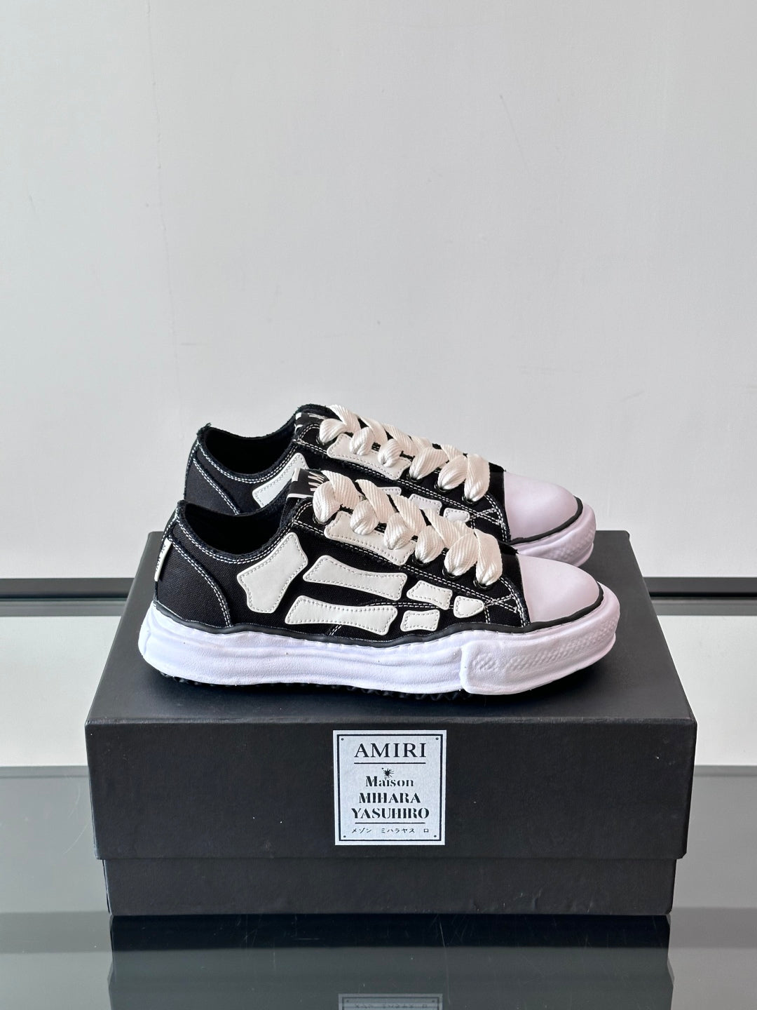 MMY x AMIRI BLACK WHITE