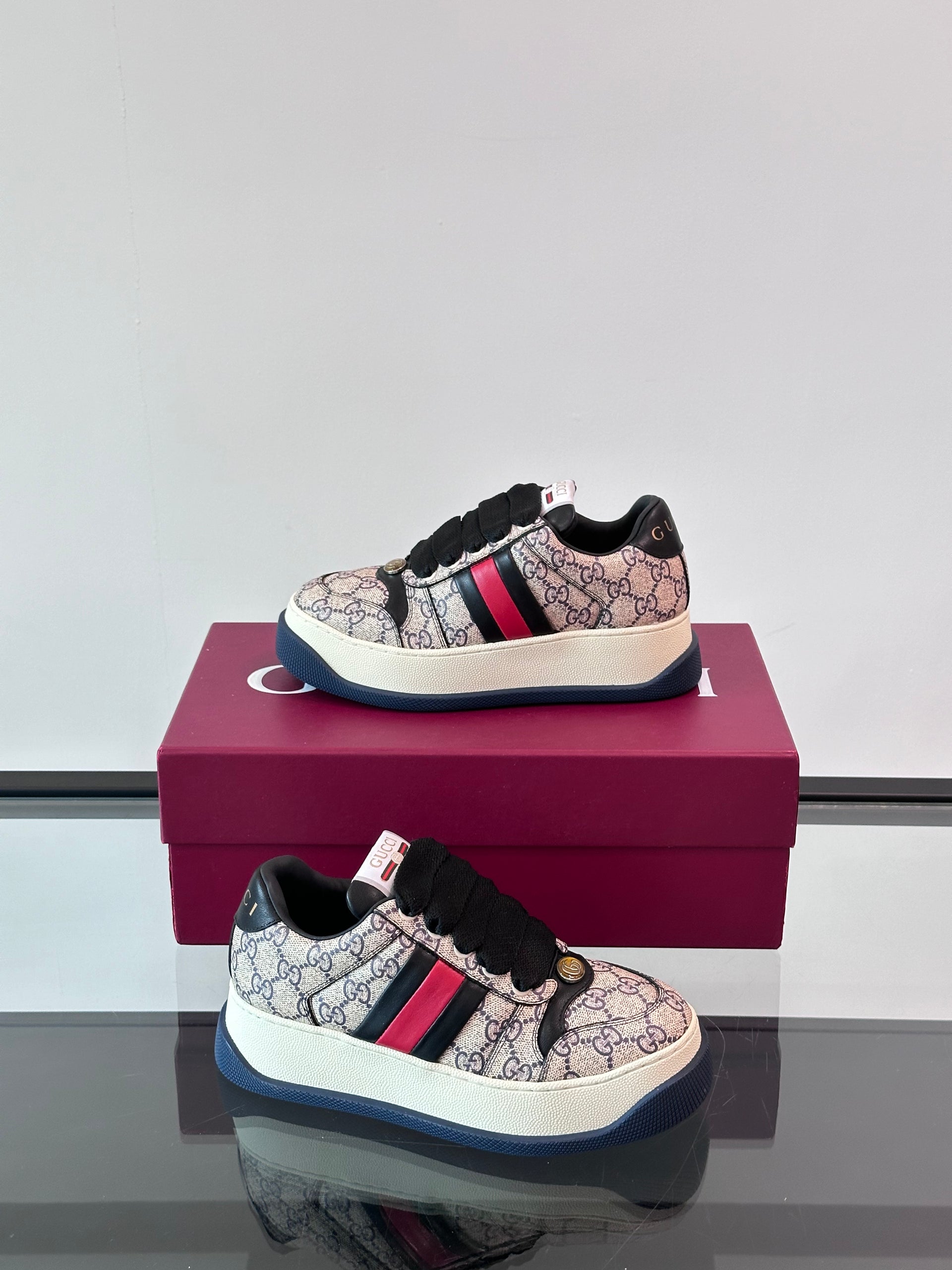 GUCCI DOUBLE SCREENER