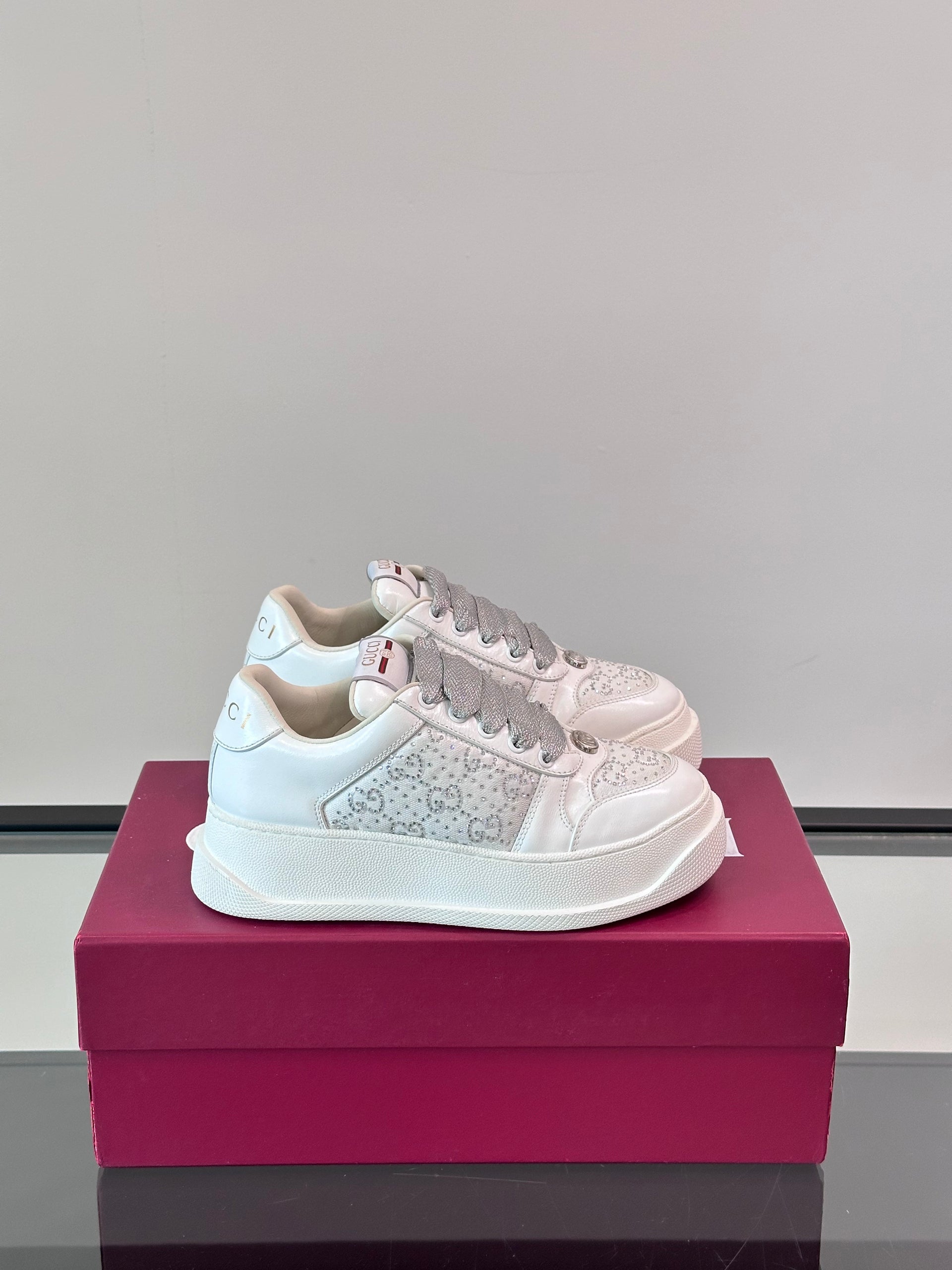 GUCCI DOUBLE SCREENER