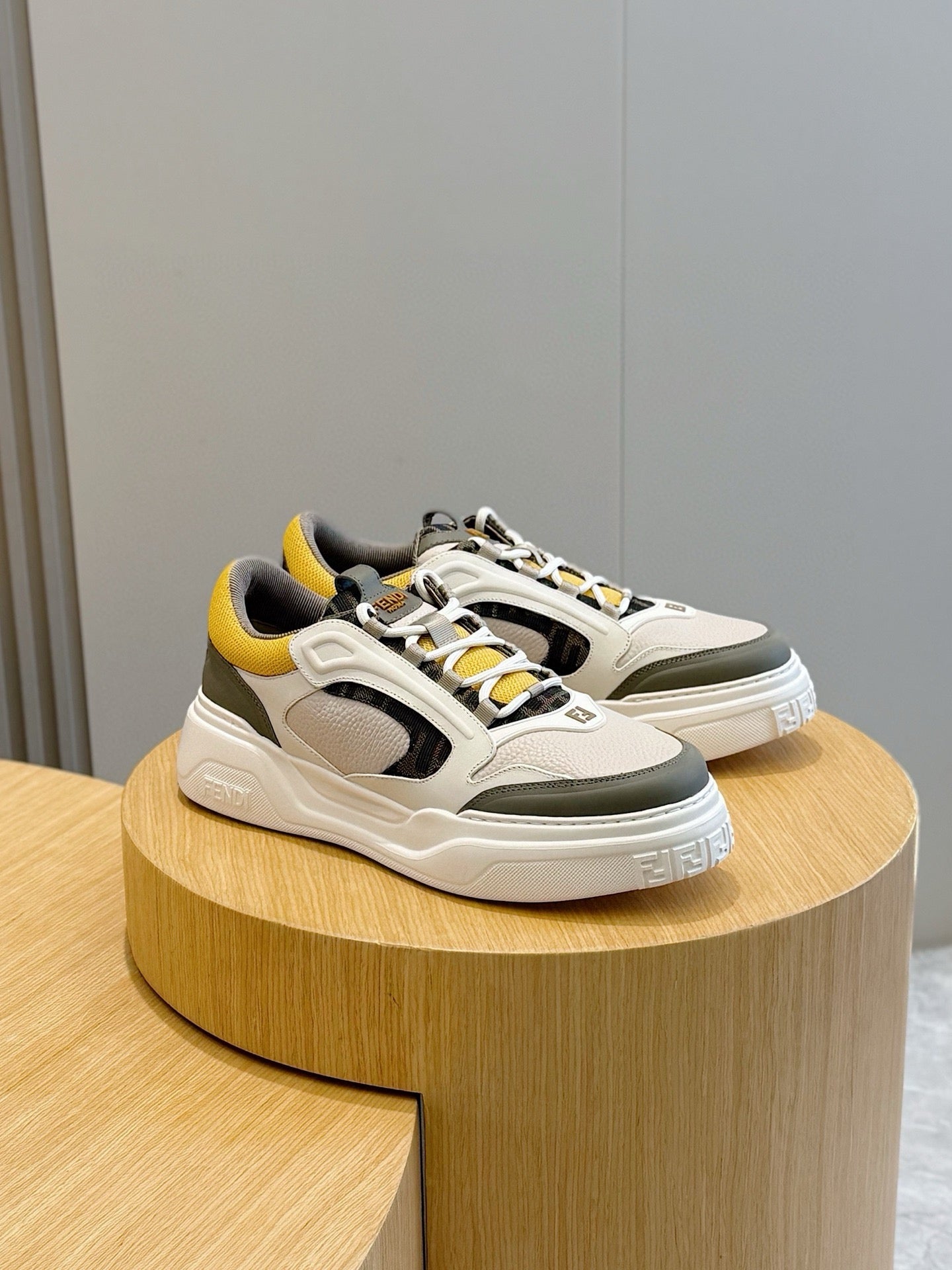 FENDI MATCH YELLOW