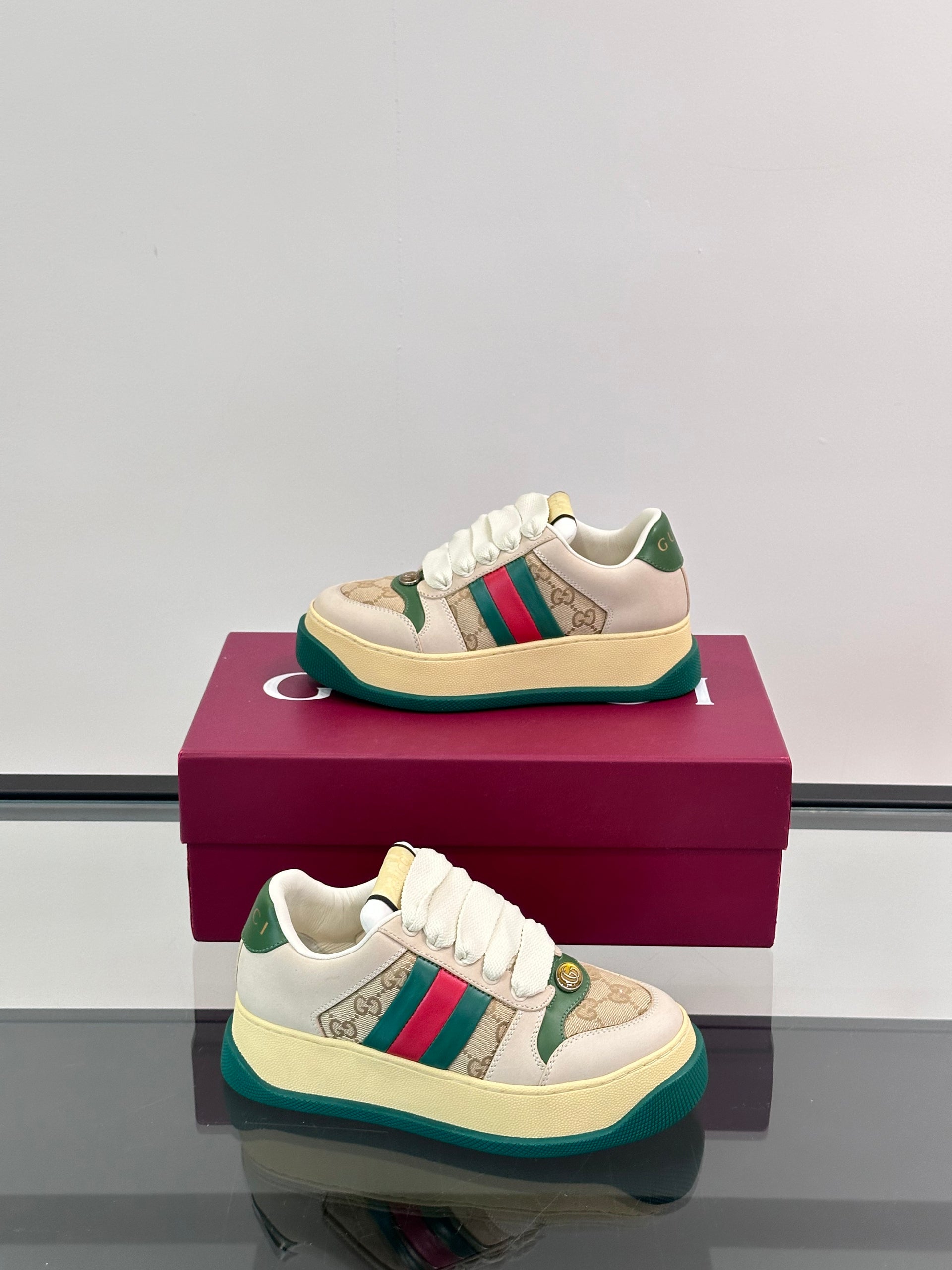 GUCCI DOUBLE SCREENER