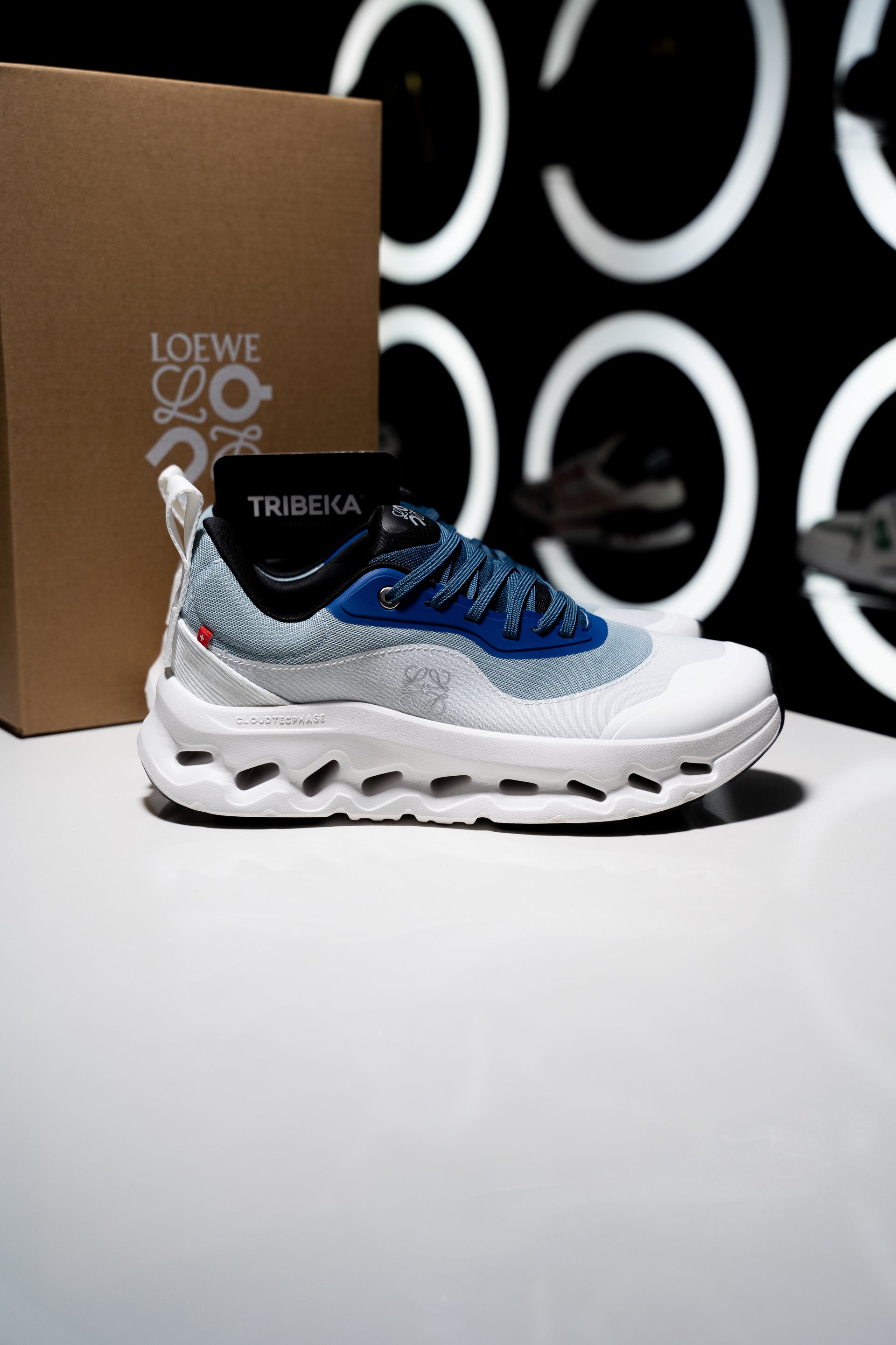 ON CLOUDTILT "BLUE" X LOEWE