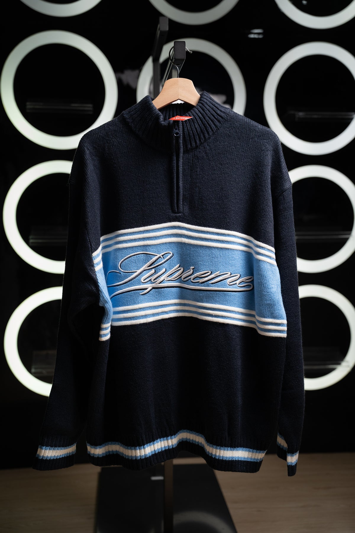 SWEATER SUPREME SCRIPT STRIPE BLUE HALF ZIP