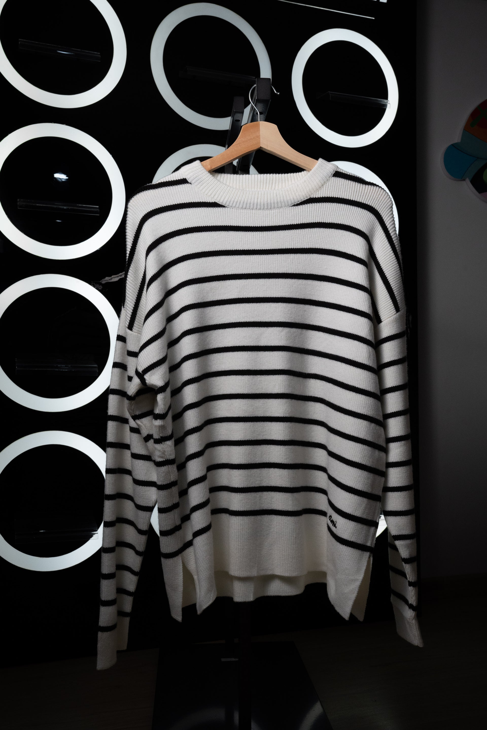 CREWNECK AMI BLUE LINES WHITE