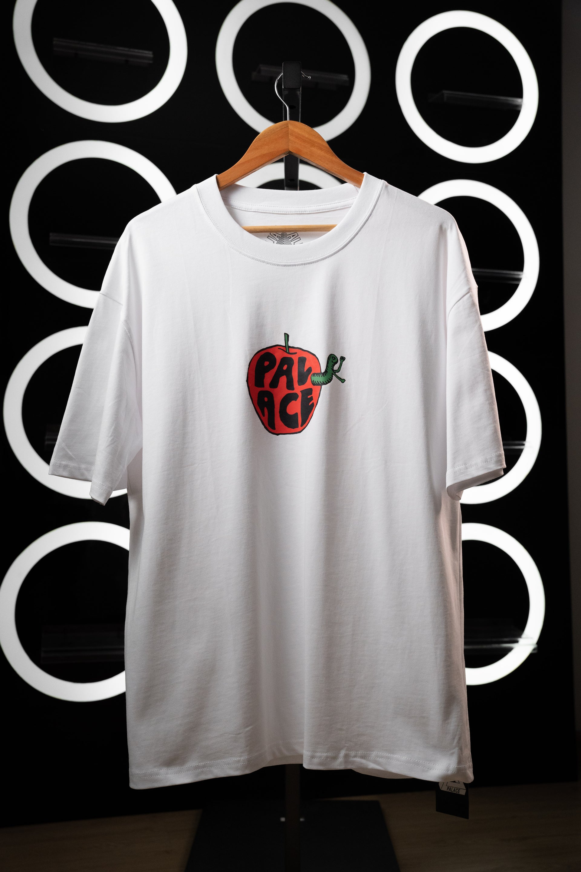 CAMISETA PALACE "BAD APPLE" BLANCA