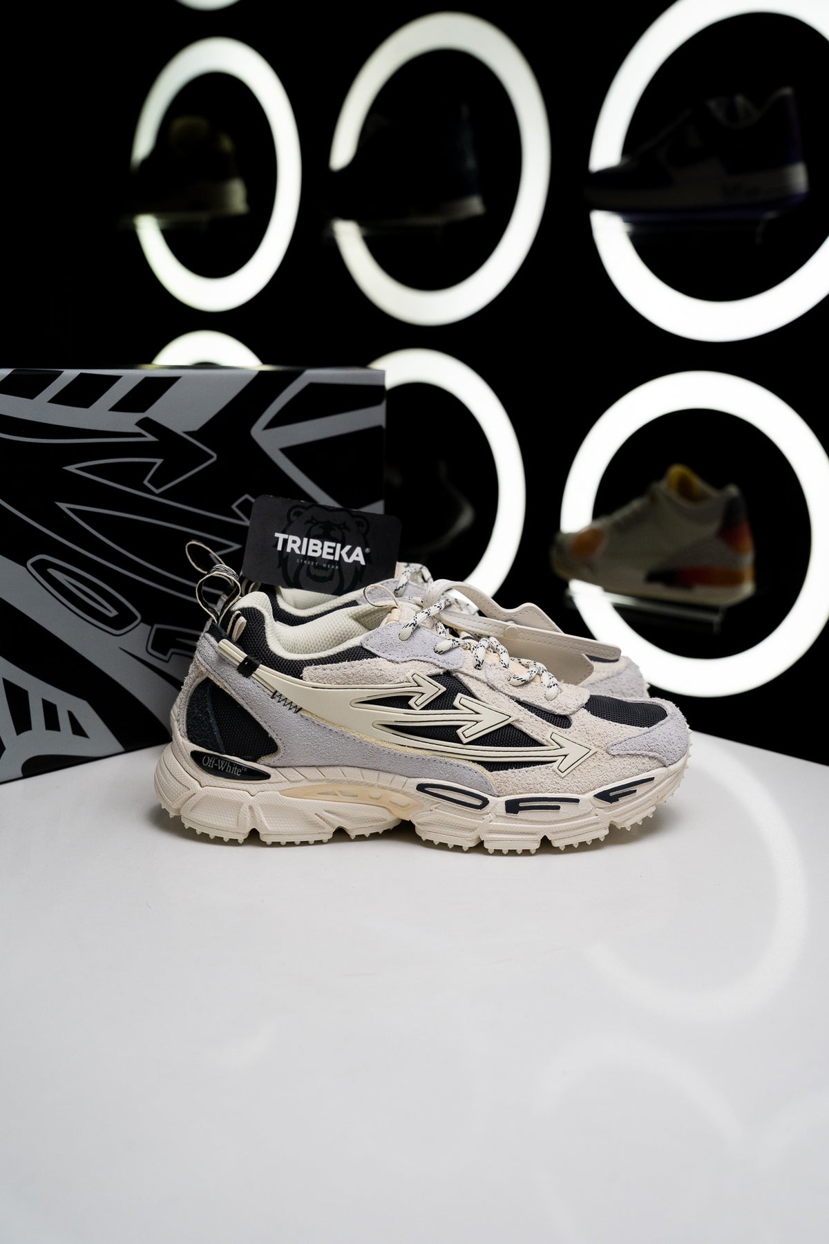 OFF WHITE BE RIGHT BACK "BEIGE BLACK"