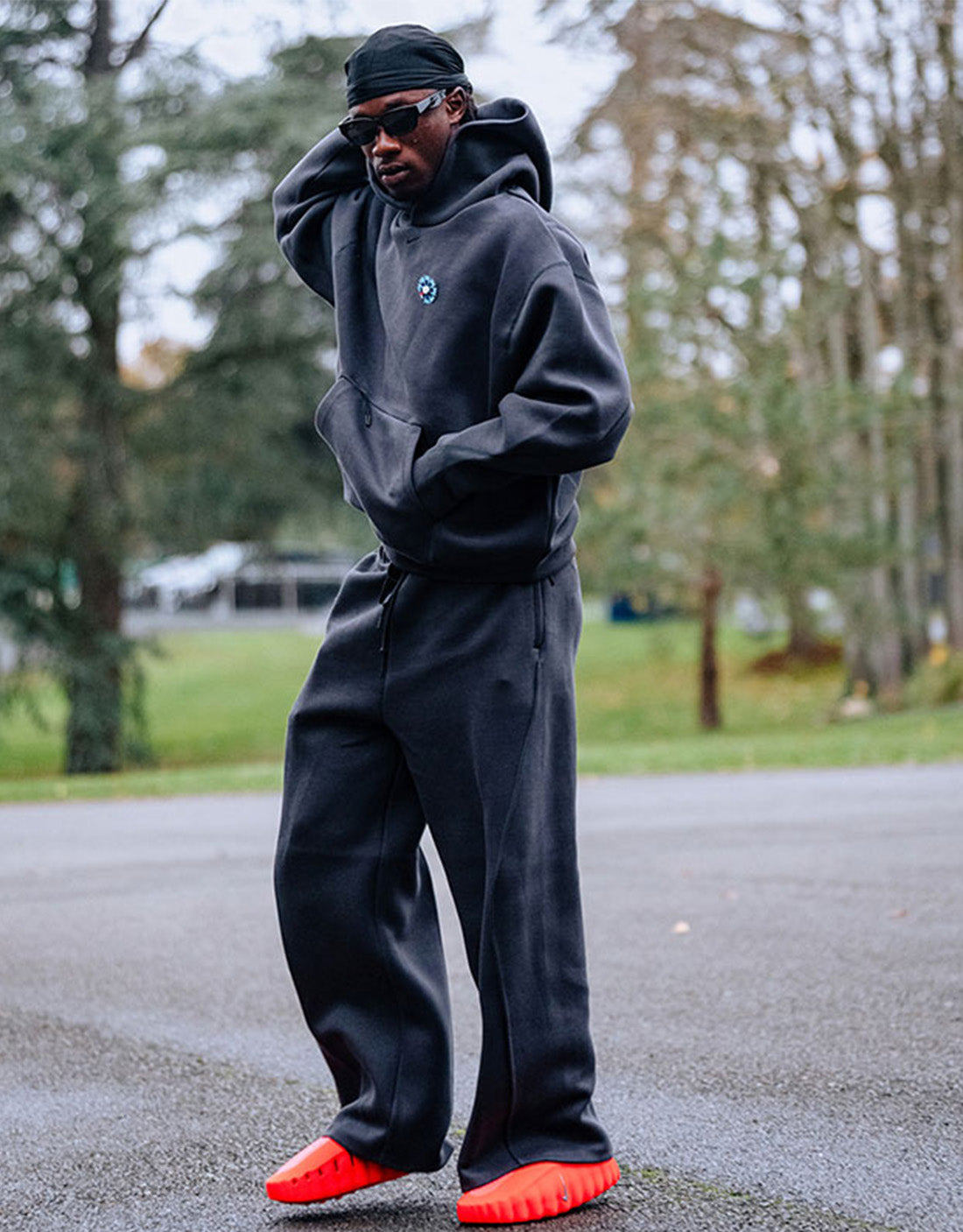 NIKE MIND 001 SOLAR RED