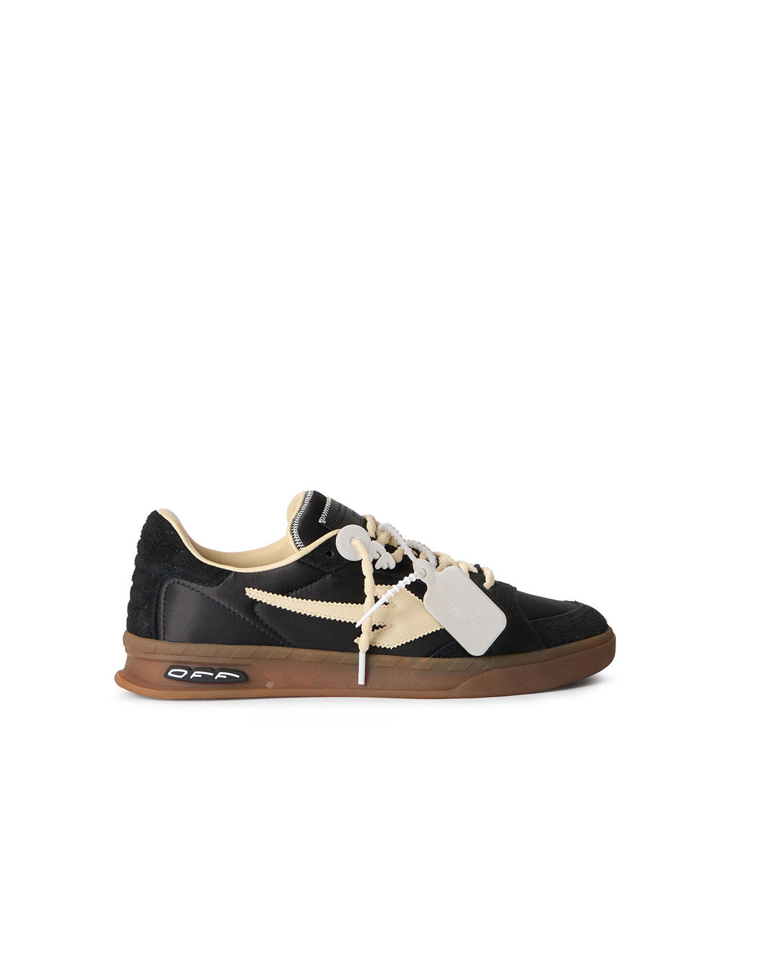 OFF WHITE END OF PLAYS "BLACK"