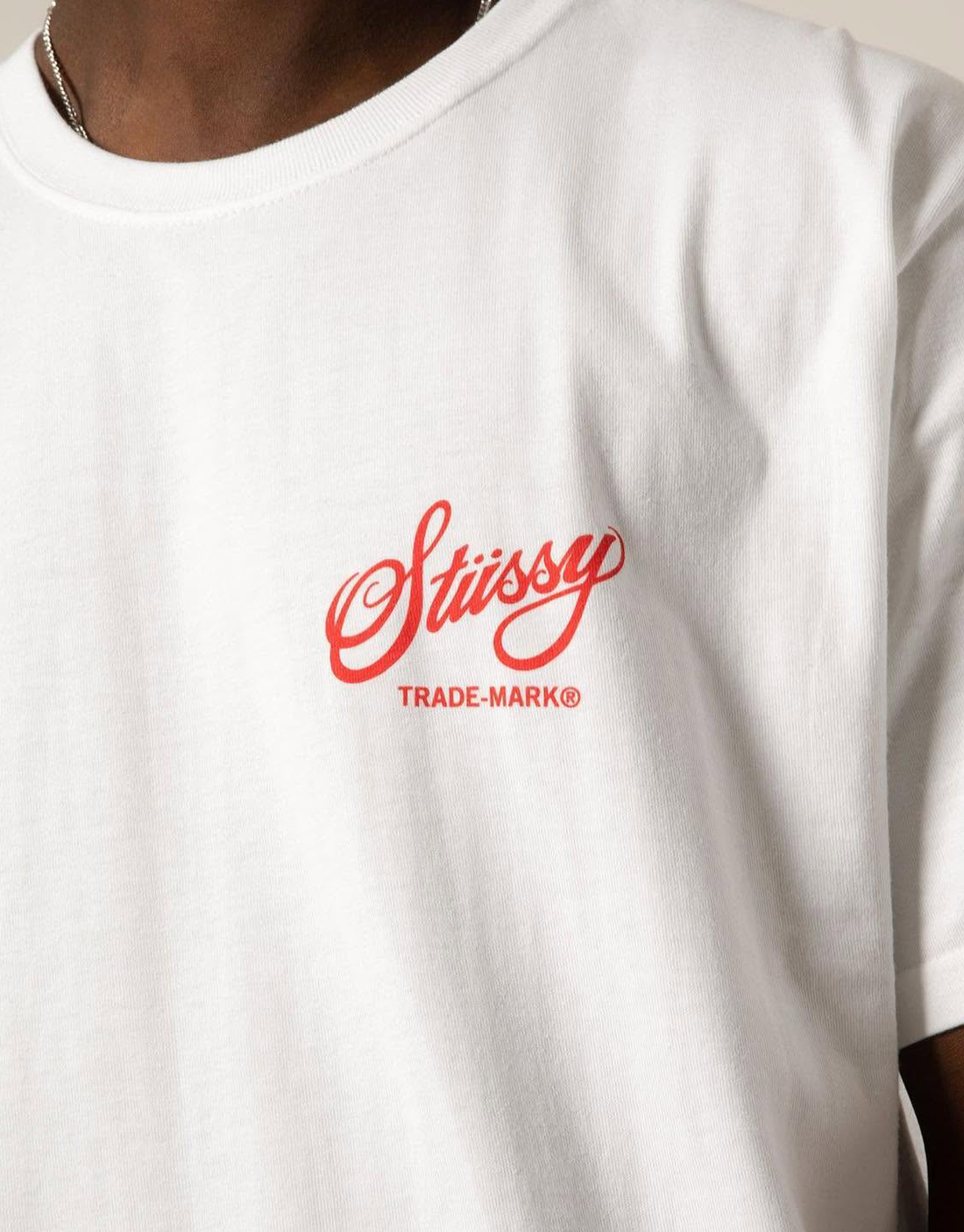CAMISETA STUSSY "BOTTLECAP" BLANCA