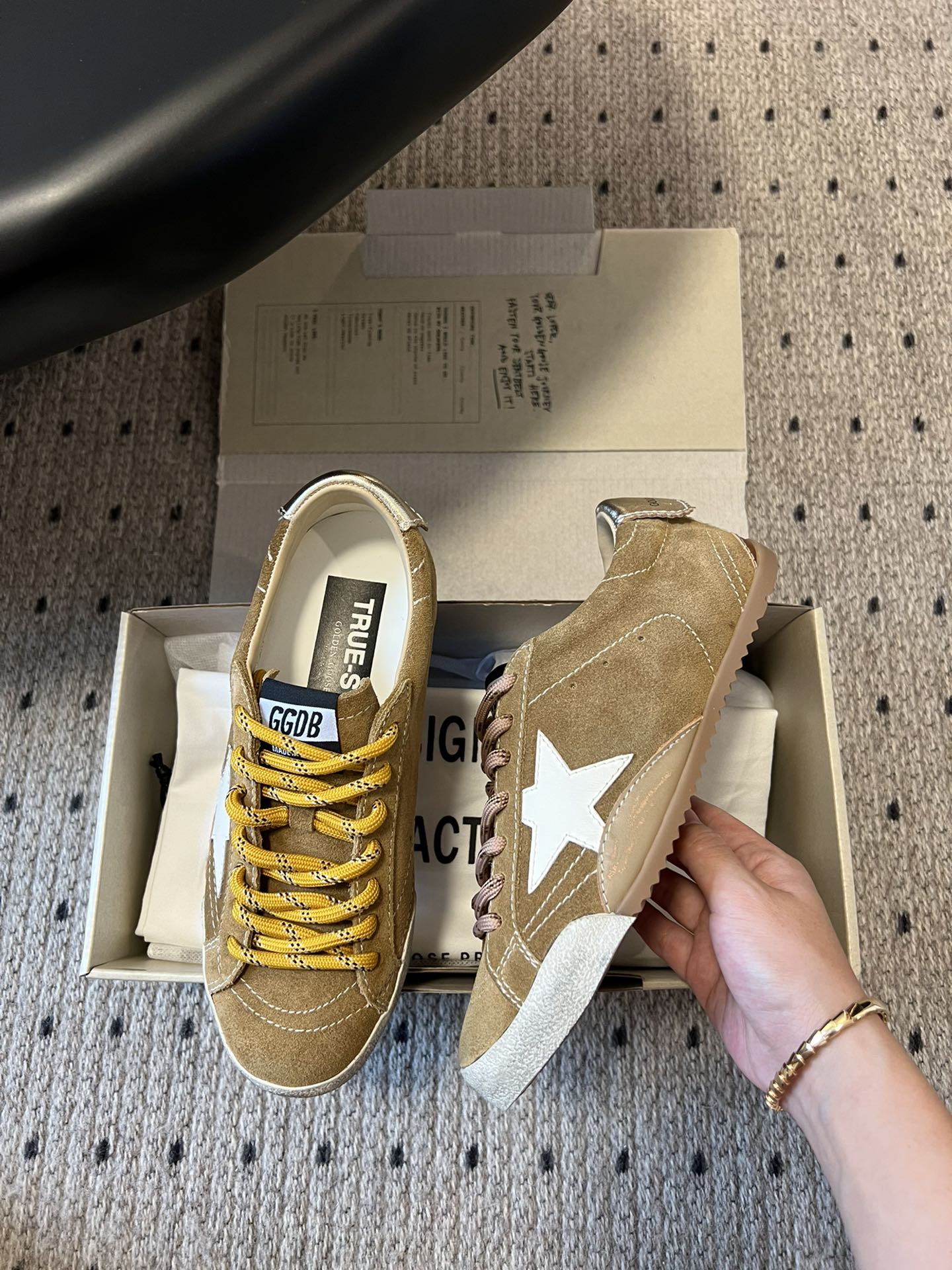 GOLDEN GOOSE TRUESTAR BROWN SUEDE