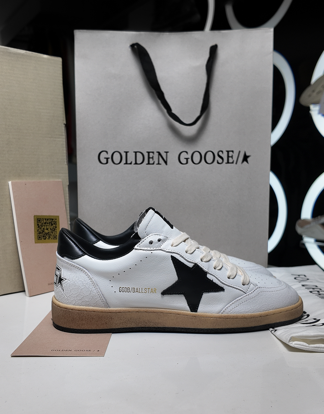 GOLDEN GOOSE BALLSTAR BLACK