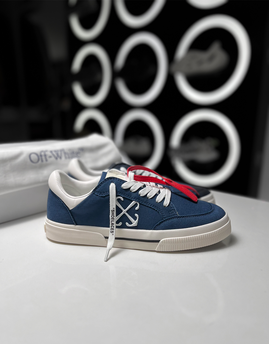 TENIS OFF WHITE LOW VULCANIZED BLUE