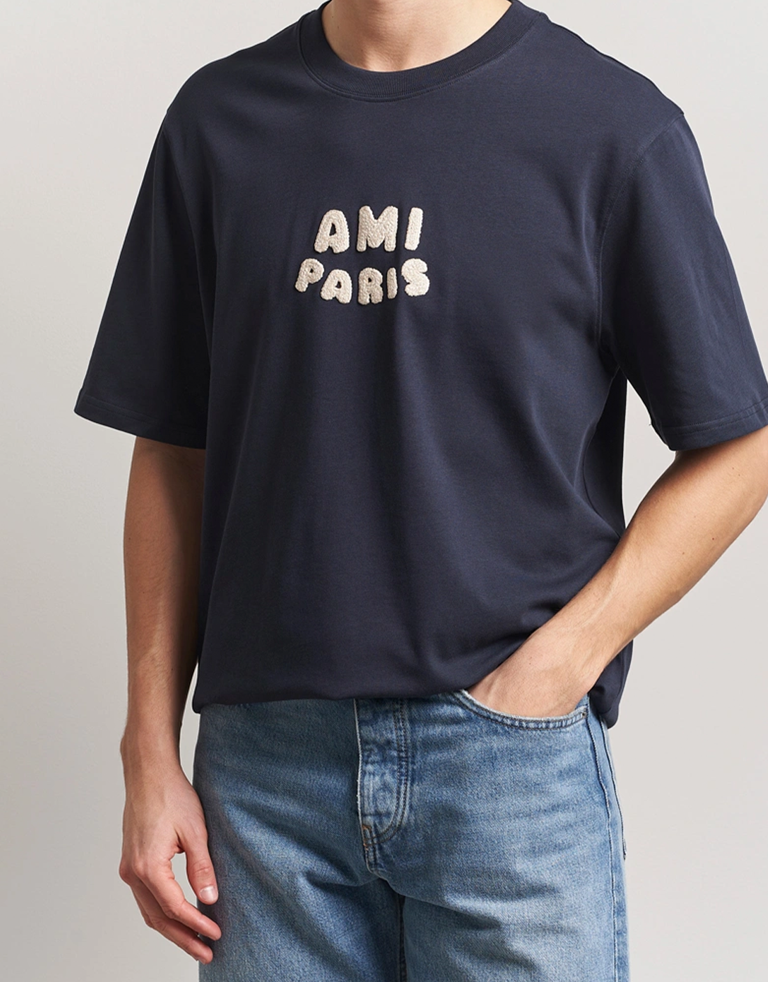 Camiseta AMI Paris logo azul