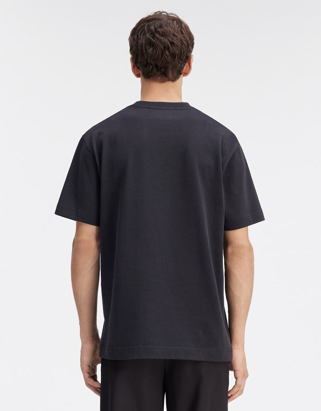 Camiseta Jacquemus logo patch negra
